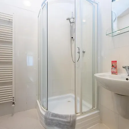Jiriho Z Podebrad Appartement Prague